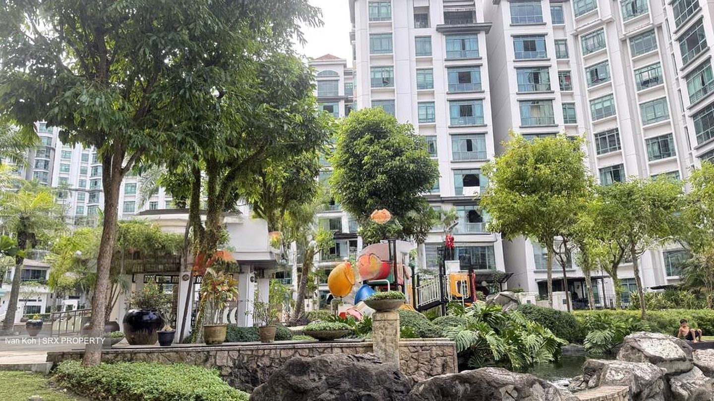 The Hillside (D21), Condominium #520409581
